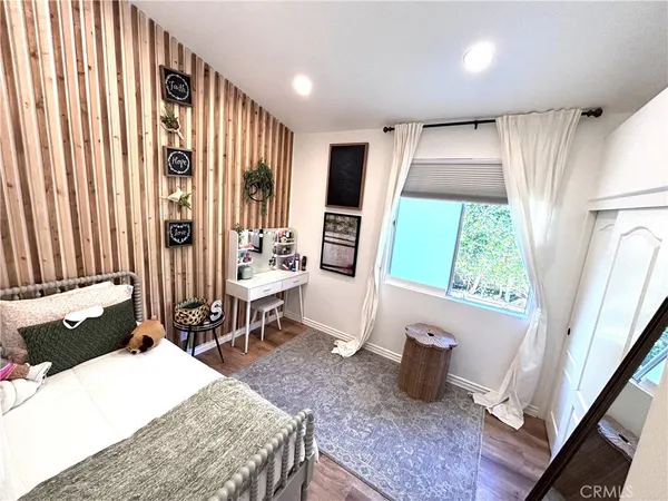 $5,000 | 23939 Hammond Court, Valencia, CA 91354