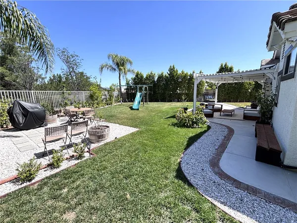 $5,000 | 23939 Hammond Court, Valencia, CA 91354