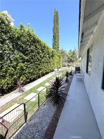 $5,000 | 23939 Hammond Court, Valencia, CA 91354