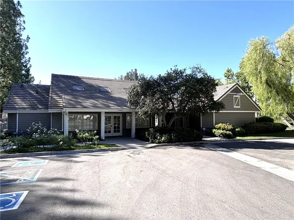 $5,000 | 23939 Hammond Court, Valencia, CA 91354