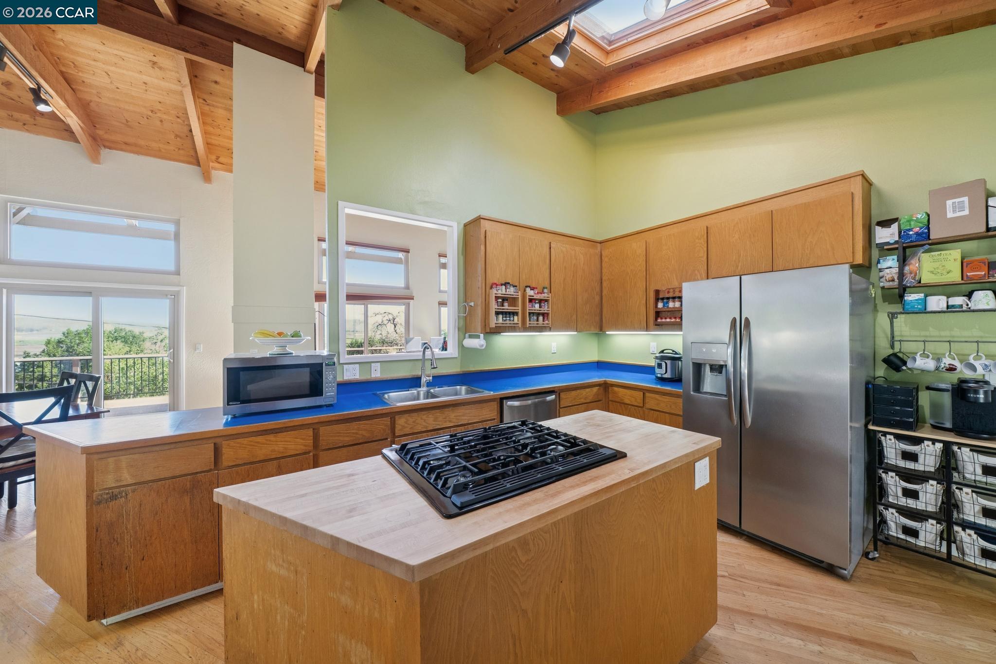 66 Bridge Road Novato, CA 94945 - Photo 12 of 51