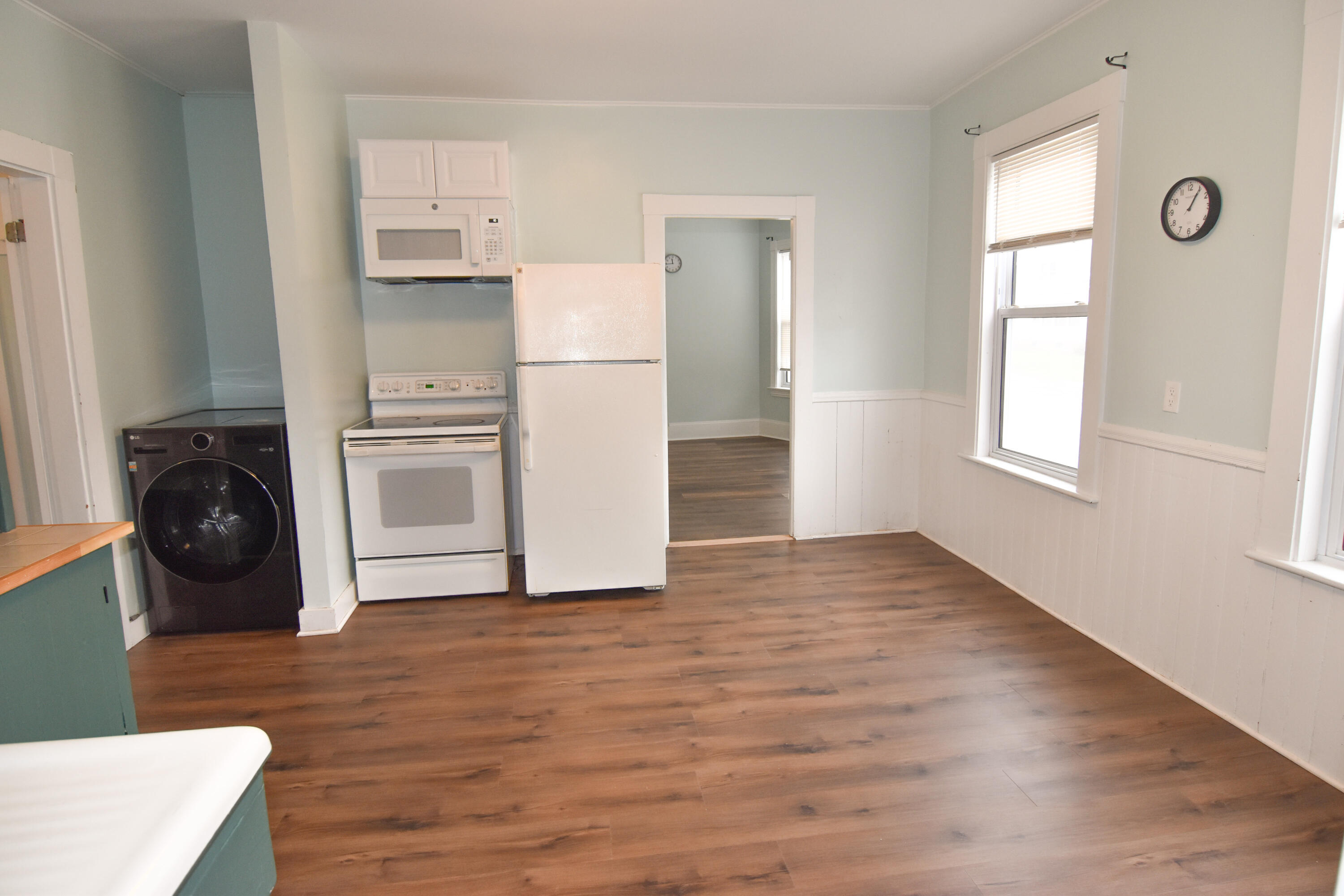 86 4th Street Auburn, ME 04210 - Photo 14 of 30 Unit 1 Kitchen