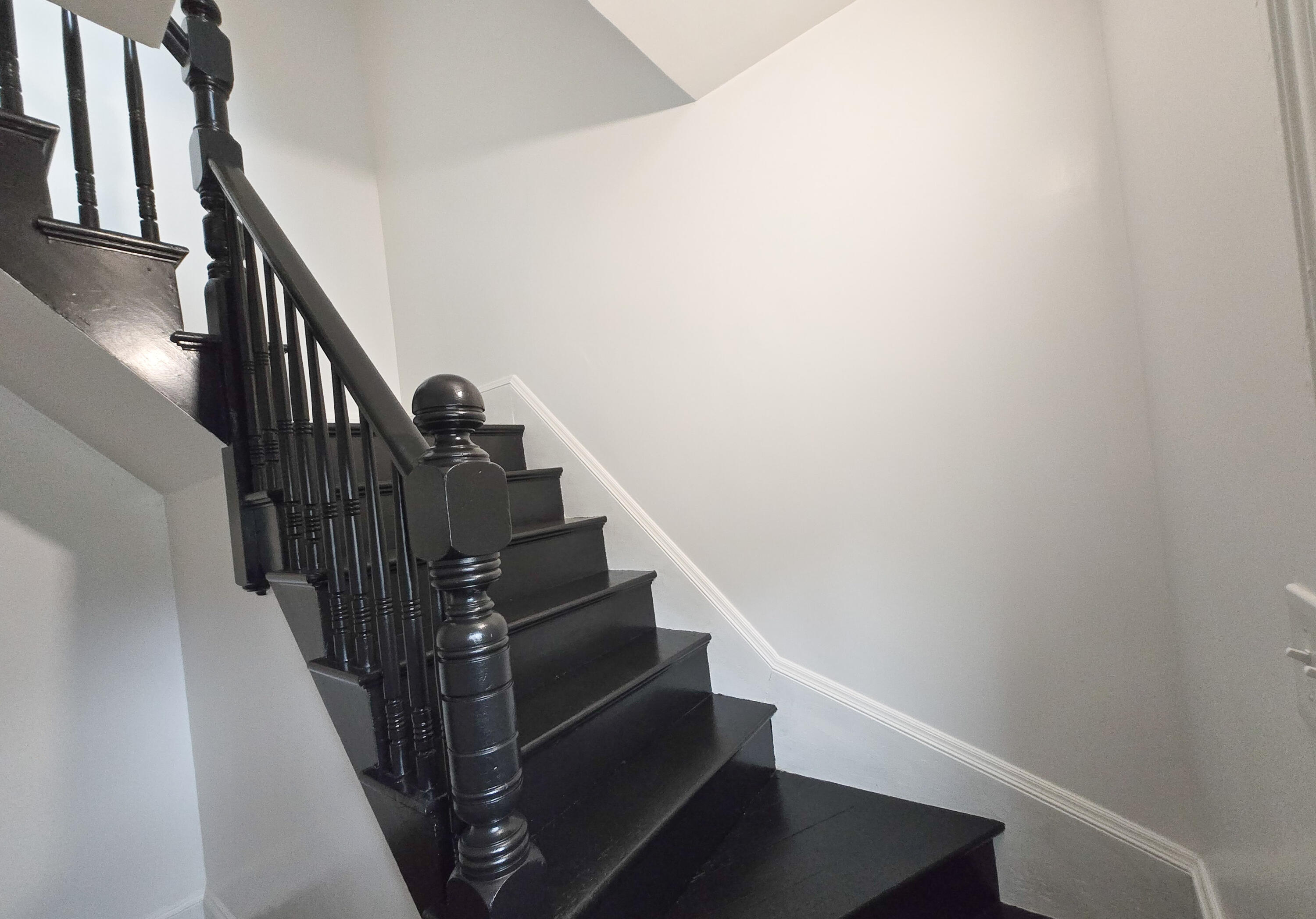 86 4th Street Auburn, ME 04210 - Photo 27 of 30 Front Stair