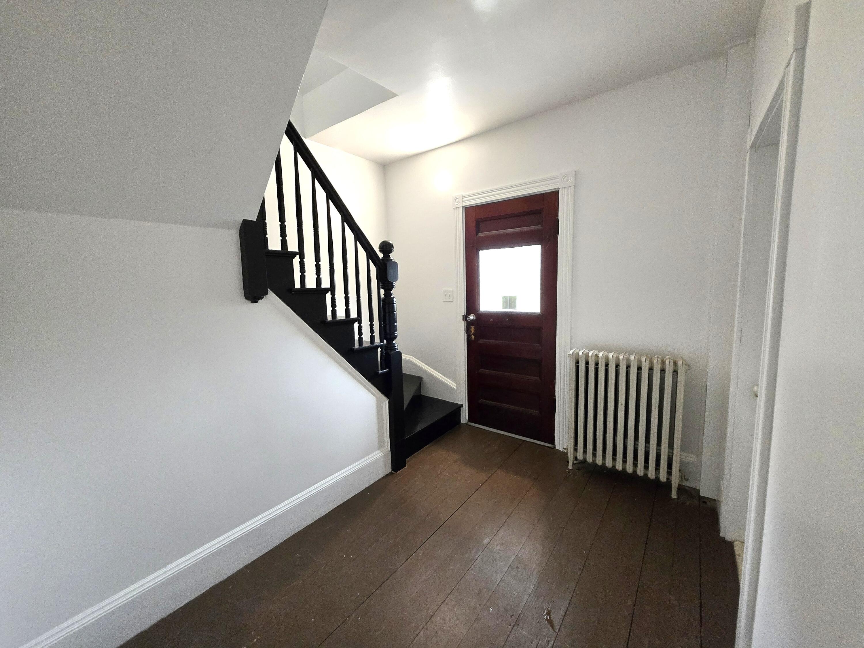 86 4th Street Auburn, ME 04210 - Photo 28 of 30 Front Entry