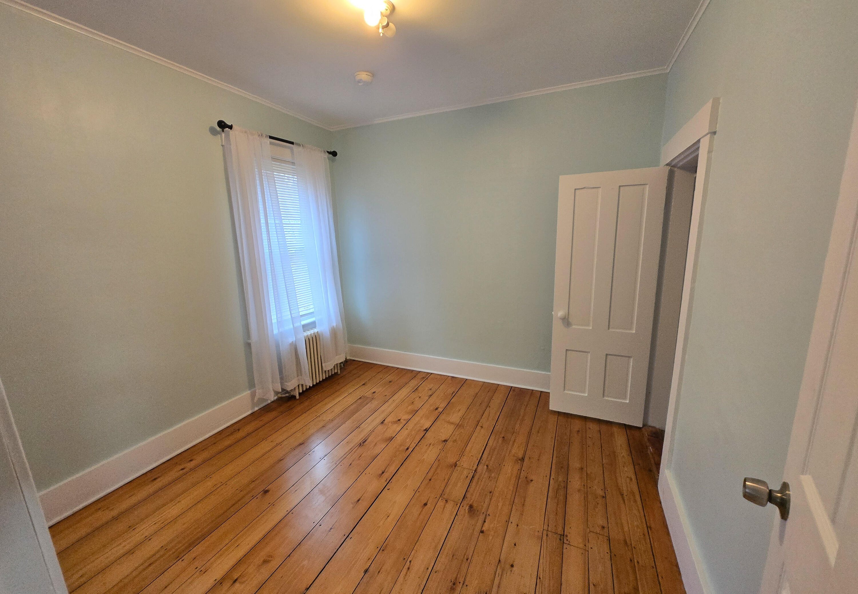 86 4th Street Auburn, ME 04210 - Photo 7 of 30 Unit 2 bedroom 2