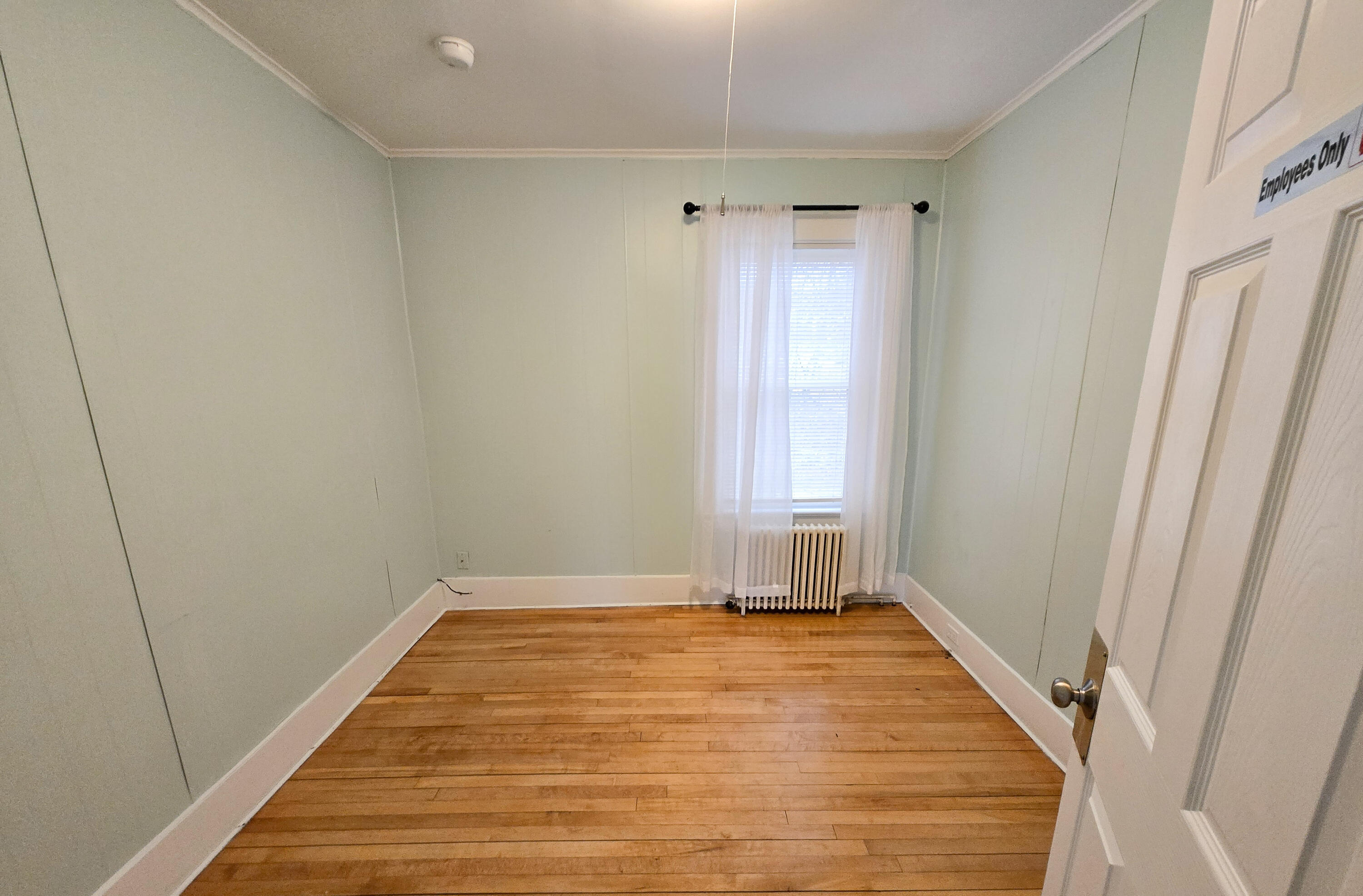 86 4th Street Auburn, ME 04210 - Photo 8 of 30 Unit 2 Bedroom 3