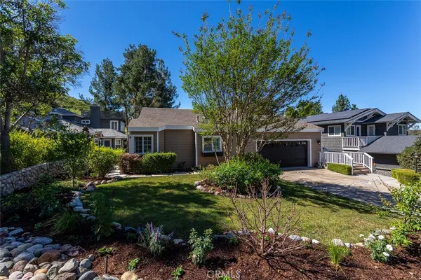 $1,749,000 | 31982 Vía Gallo, Coto de Caza, CA 92679