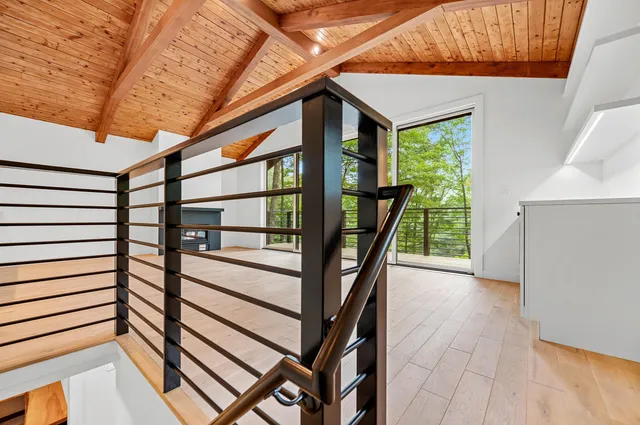 $999,000 | 2878 German Flats Road, Warren, VT 05674