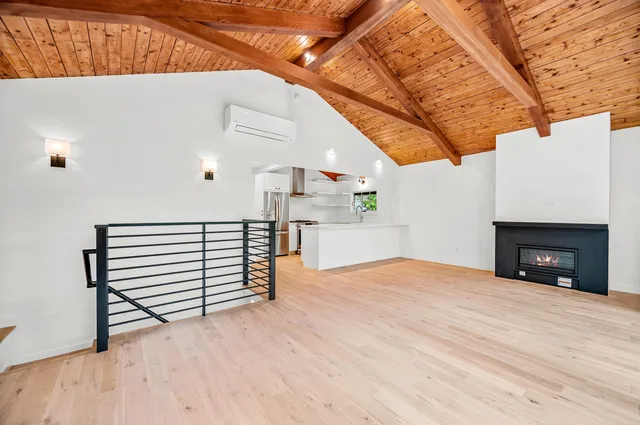 $975,000 | 2878 German Flats Road, Warren, VT 05674