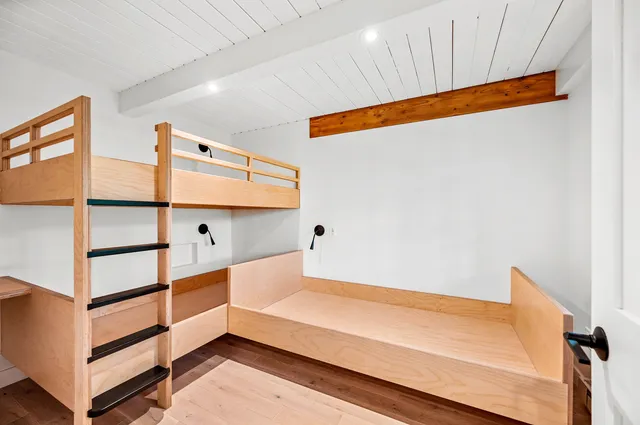 $999,000 | 2878 German Flats Road, Warren, VT 05674