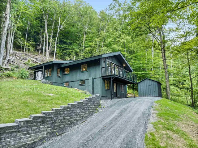 $999,000 | 2878 German Flats Road, Warren, VT 05674
