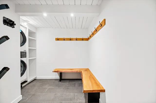 $999,000 | 2878 German Flats Road, Warren, VT 05674