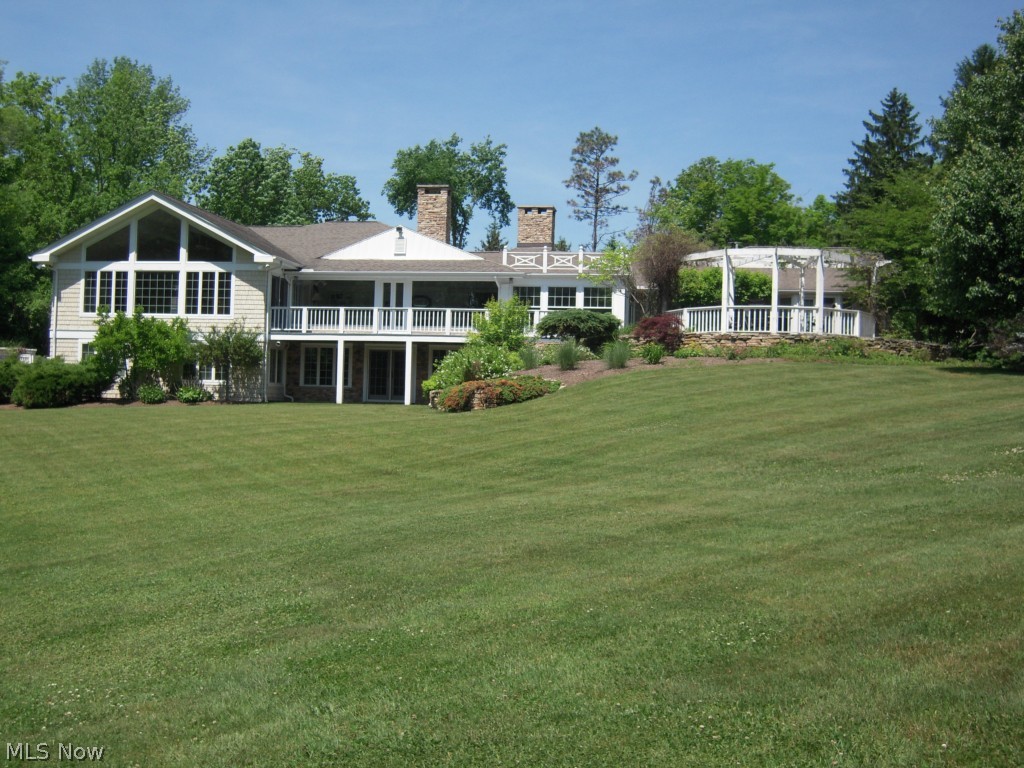 15289 Russell Road Chagrin Falls, OH 44022 - Photo 1 of 24 Gallery Image 1