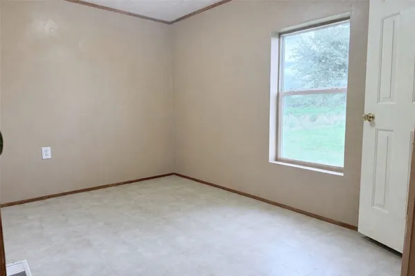 $1,200 | 7942 Avenue C, Unit B, Santa Fe, TX 77510