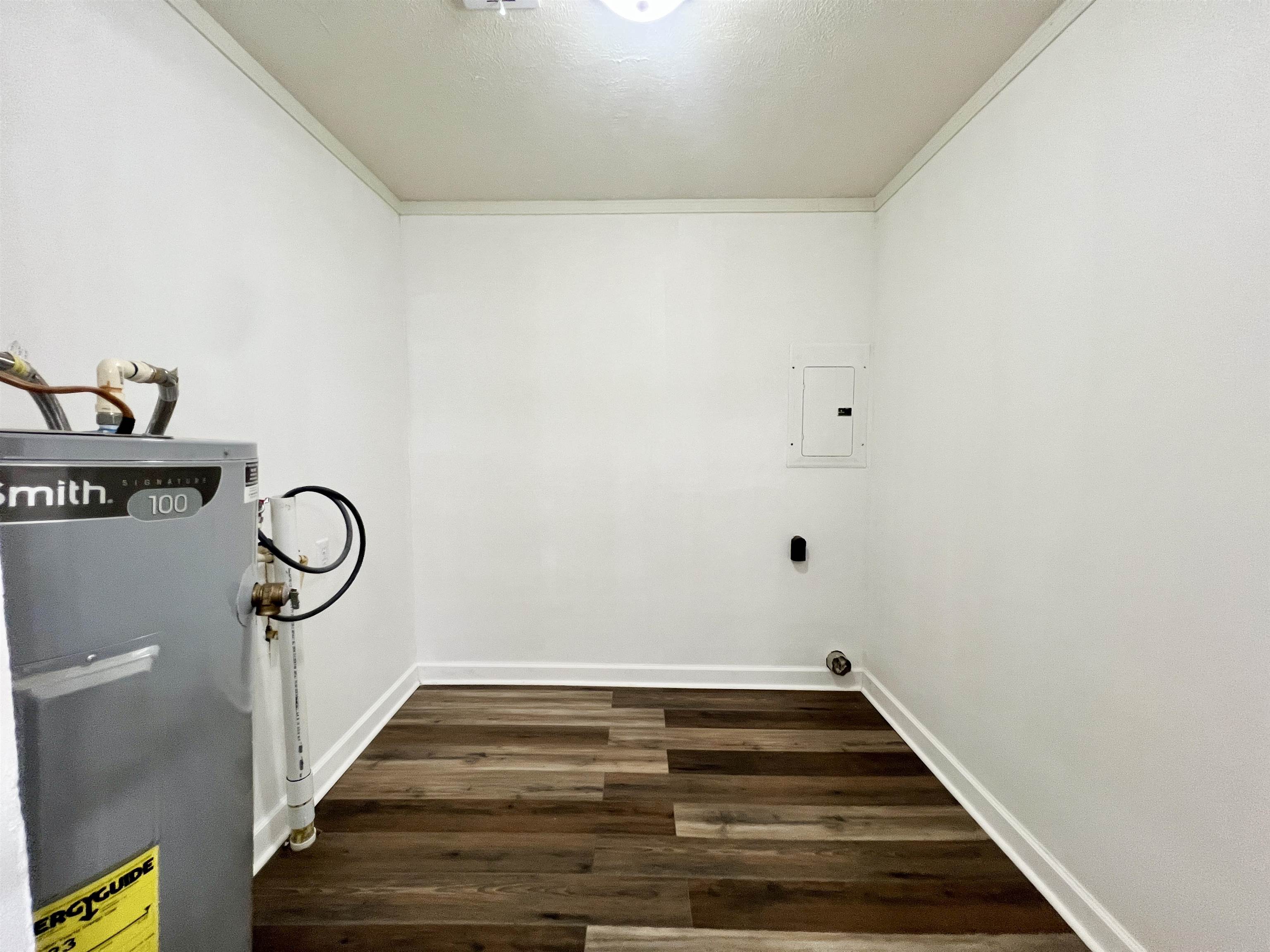 250 Ranch Street Savannah, TN 38372 - Photo 12 of 29 a view of entryway