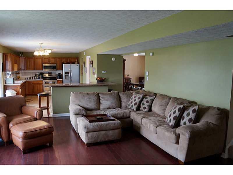 6830 Viola Court Indianapolis, IN 46237 - Photo 5 of 22
