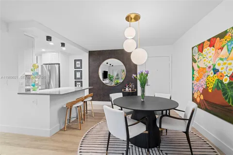 $389,000 | 1940 Northeast 2nd Avenue, Unit 118J, Wilton Manors, FL 33305