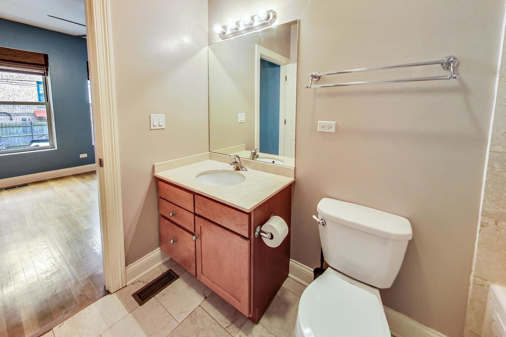 1325 East Marquette Road, Unit 1 Chicago, IL 60637 - Photo 20 of 42