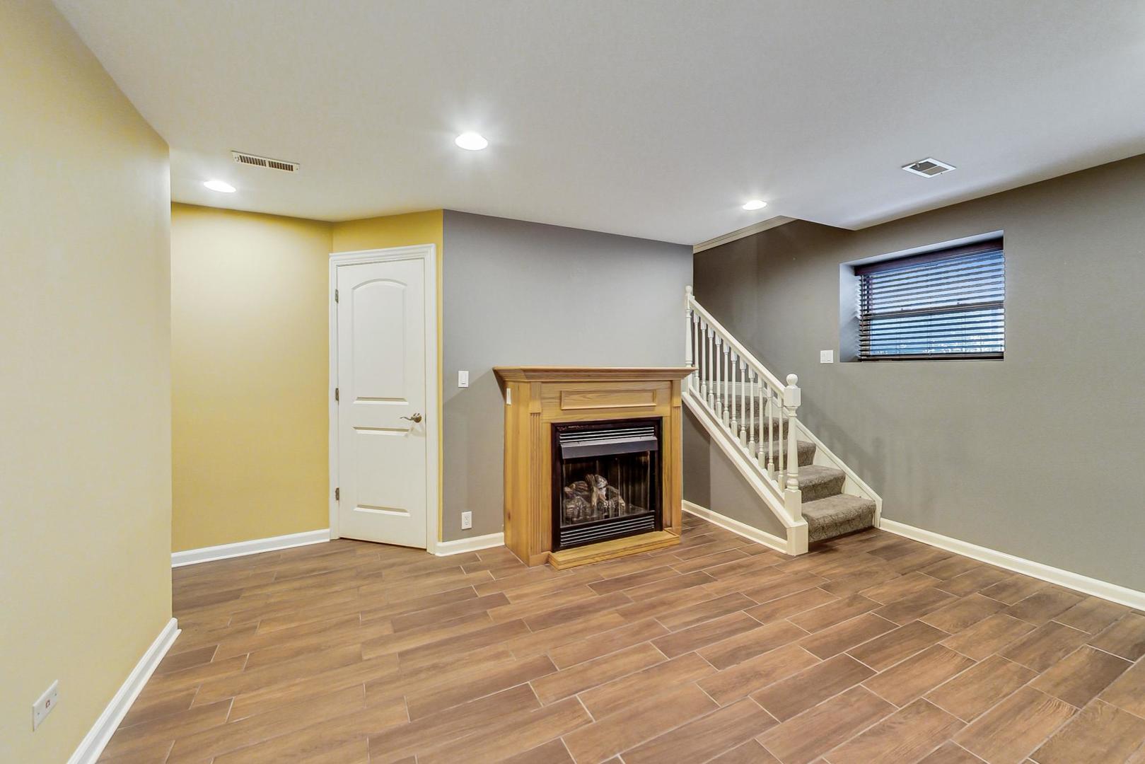 1325 East Marquette Road, Unit 1 Chicago, IL 60637 - Photo 30 of 42