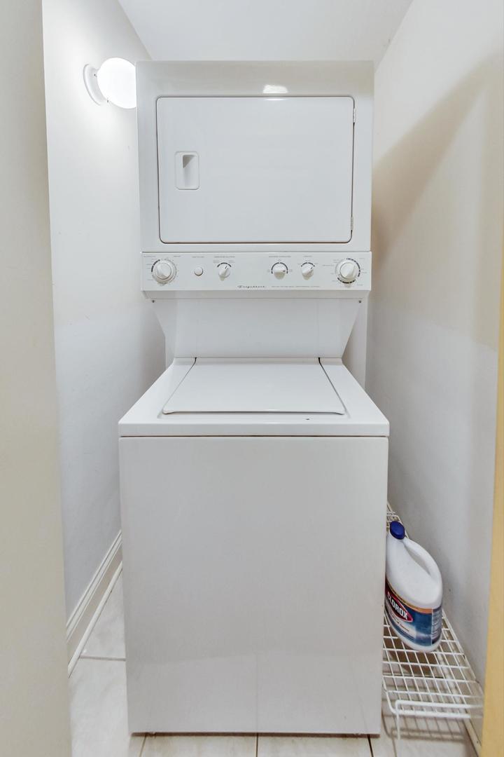 1325 East Marquette Road, Unit 1 Chicago, IL 60637 - Photo 37 of 42