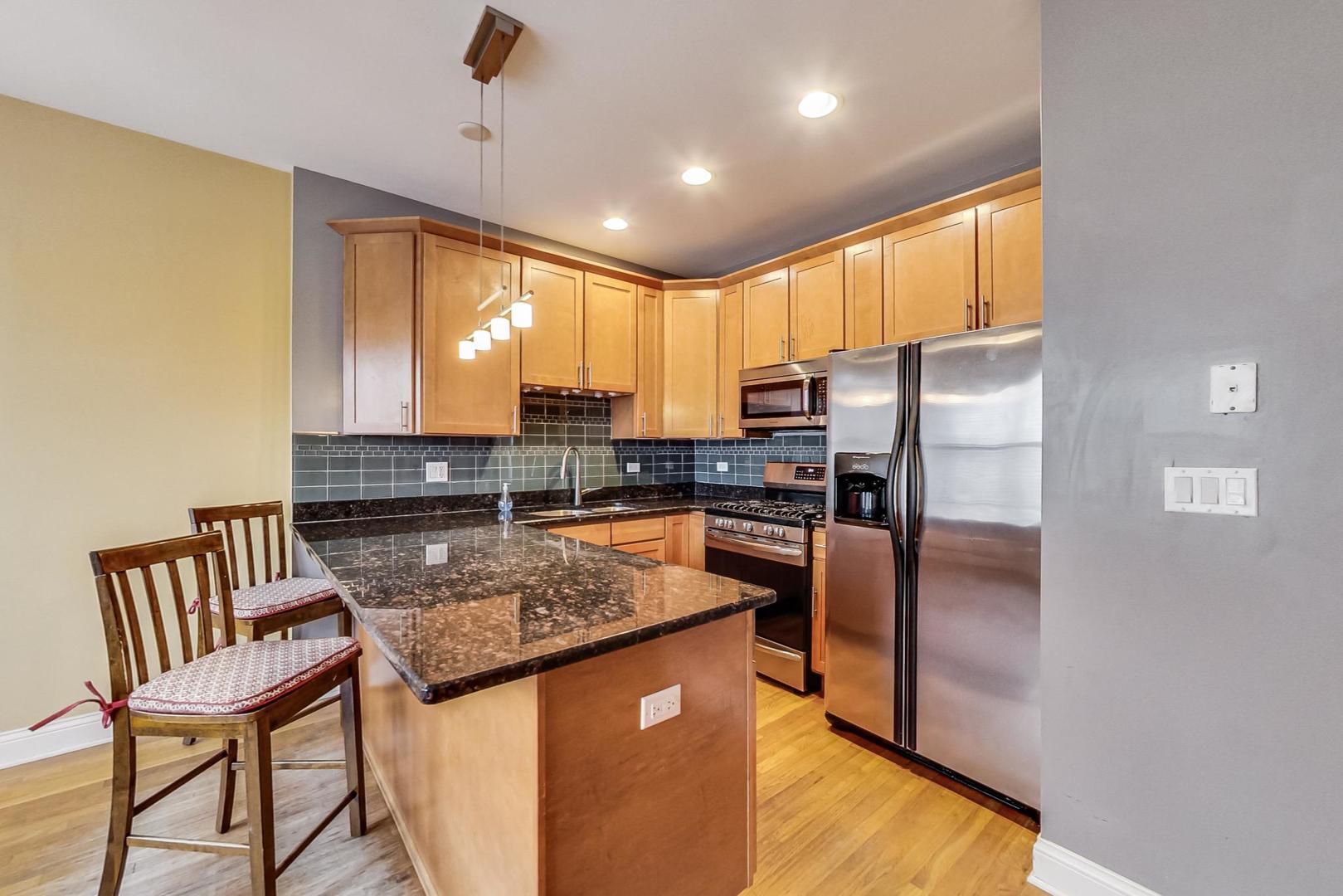 1325 East Marquette Road, Unit 1 Chicago, IL 60637 - Photo 9 of 42