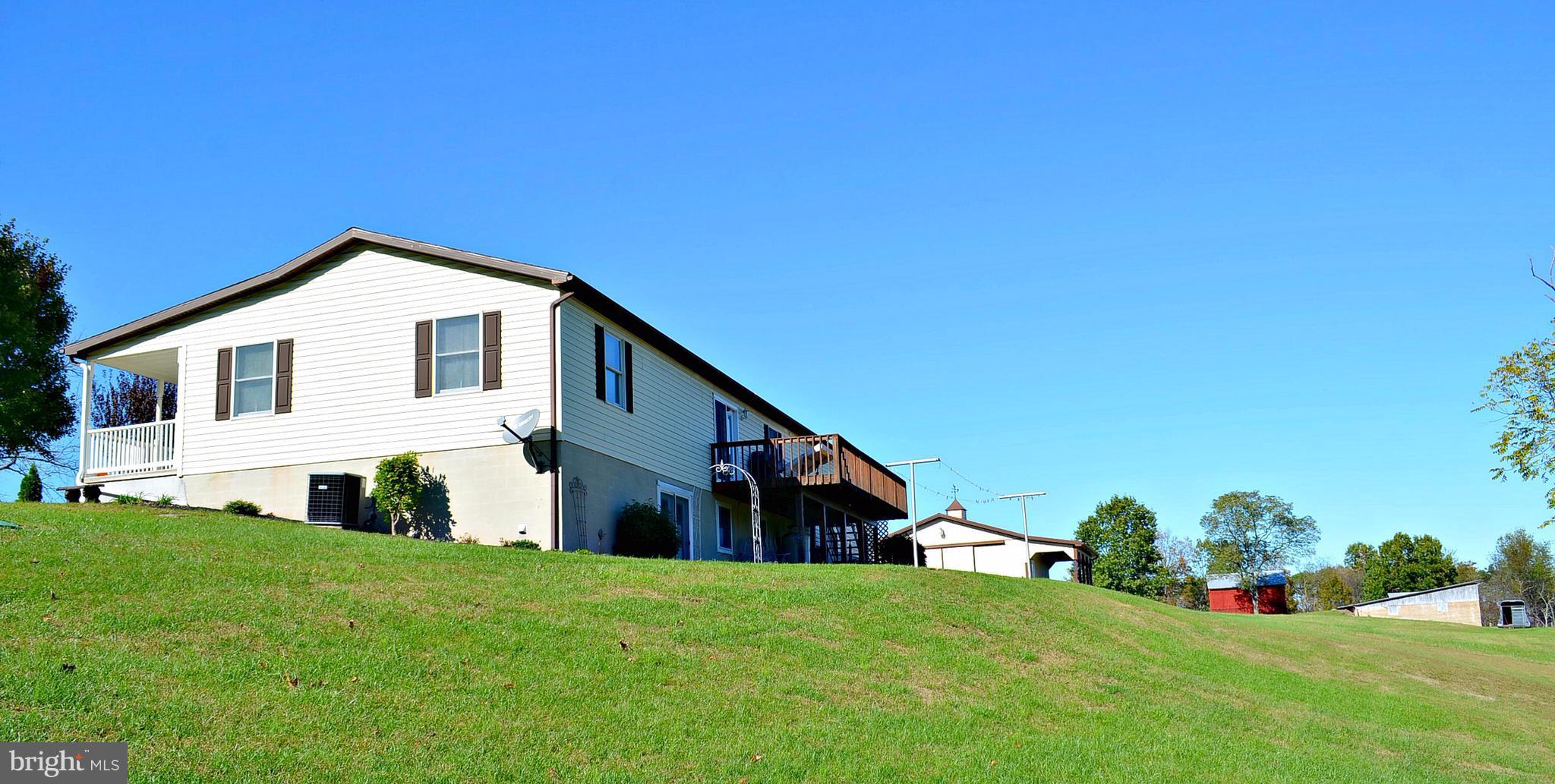 827 Fairbee Road Berkeley Springs, WV 25411 - Photo 27 of 30 Exterior (Rear)