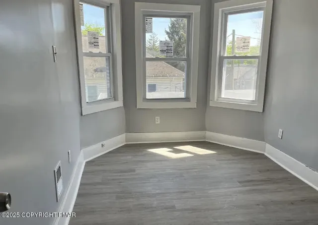 $575,000 | 412 North 8th Street, Stroudsburg, PA 18360