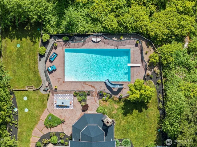 $2,699,000 | 35909 Southeast 89th Place, Snoqualmie, WA 98065