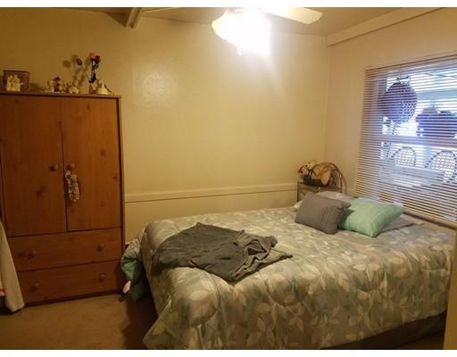 68 Michigan Street Springfield, MA 01151 - Photo 4 of 17 Gallery Image 4
