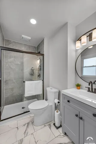 $479,900 | 7609 Russell Road, Prairie Village, KS 66208