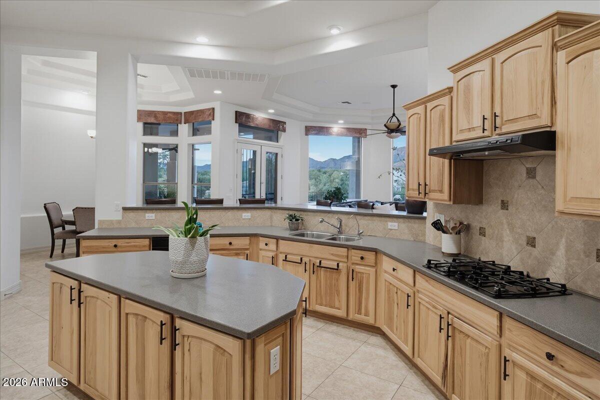 6880 East Stevens Road Cave Creek, AZ 85331 - Photo 25 of 39 Plenty of cabinets and counters