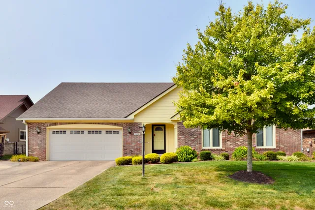 $399,000 | 508 Pebble Way, Greenwood, IN 46142