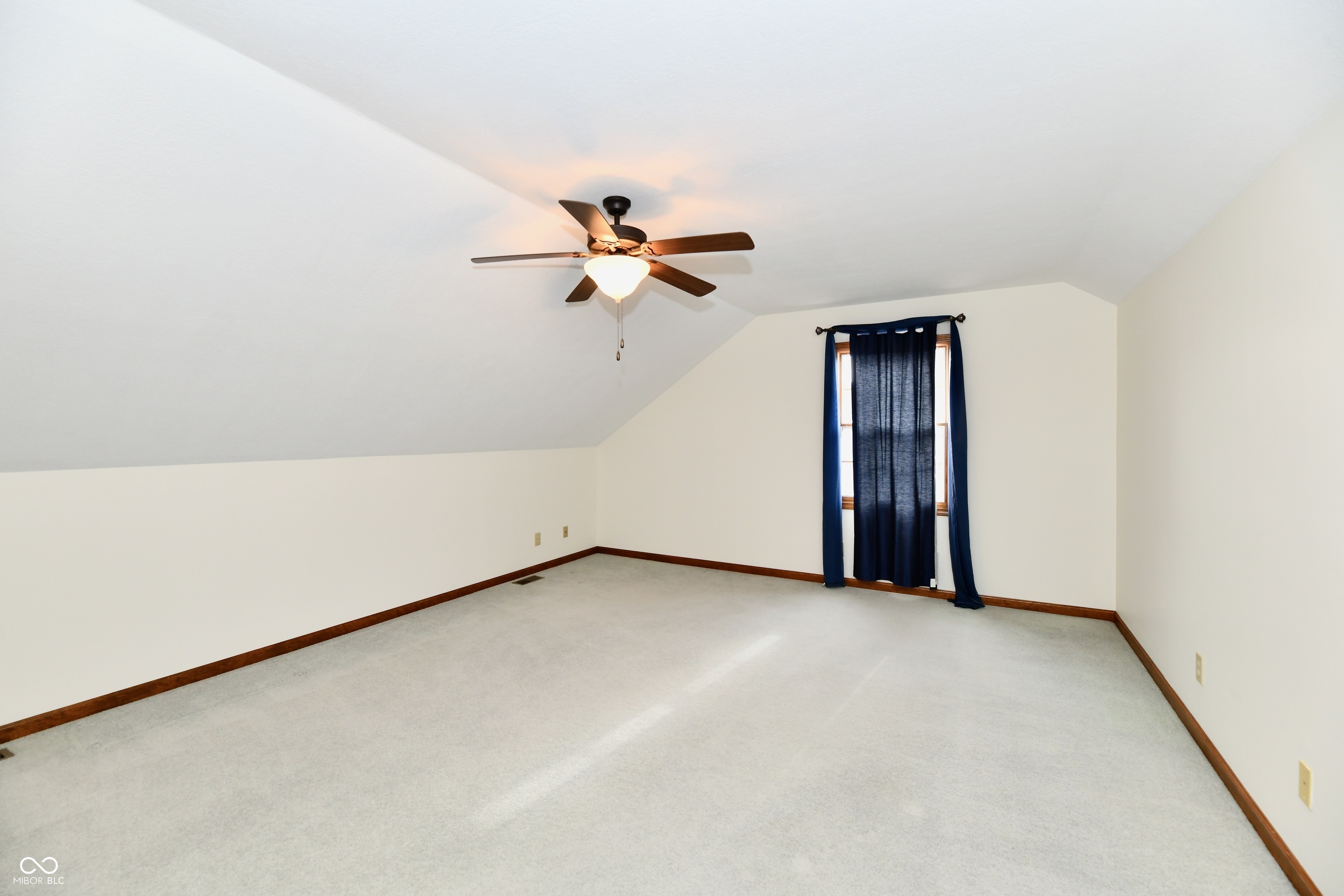 508 Pebble Way Greenwood, IN 46142 - Photo 12 of 70