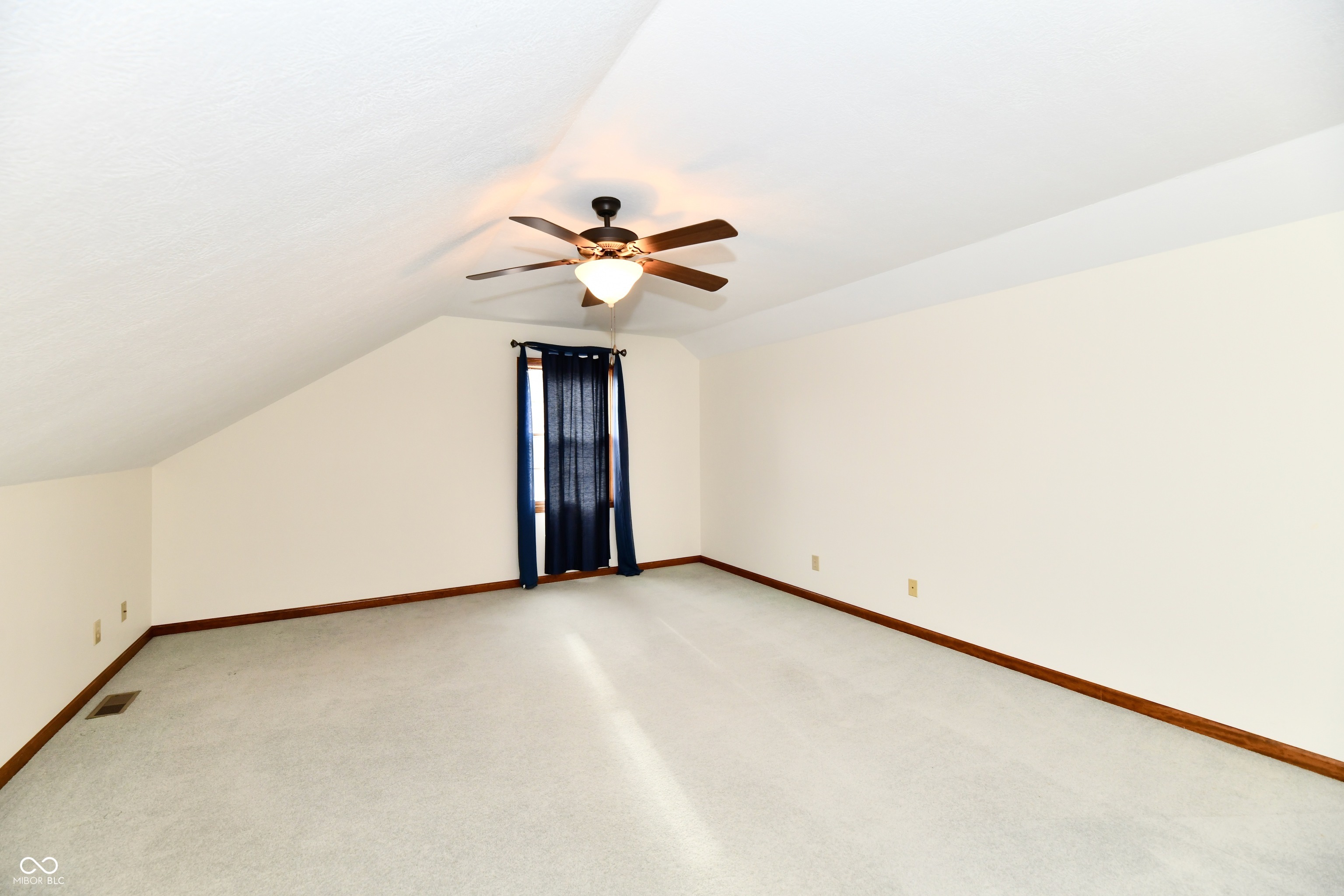 508 Pebble Way Greenwood, IN 46142 - Photo 15 of 70