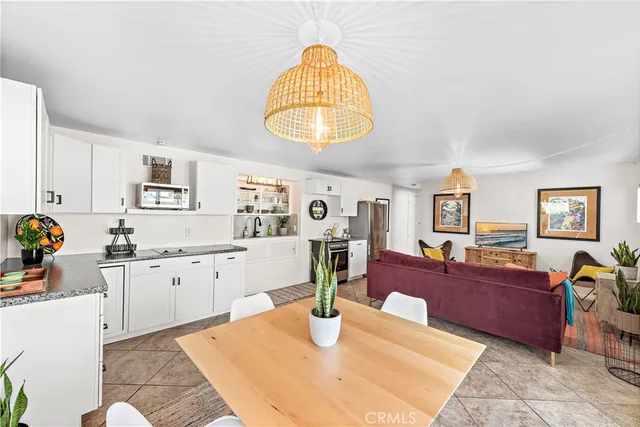 $4,500 | 2120 Temple Hills Drive, Unit LOWR, Laguna Beach, CA 92651