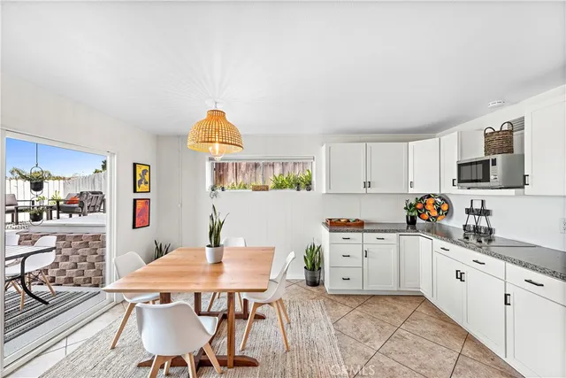 $4,500 | 2120 Temple Hills Drive, Unit LOWR, Laguna Beach, CA 92651