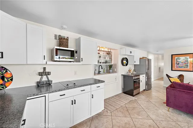 $4,500 | 2120 Temple Hills Drive, Unit LOWR, Laguna Beach, CA 92651