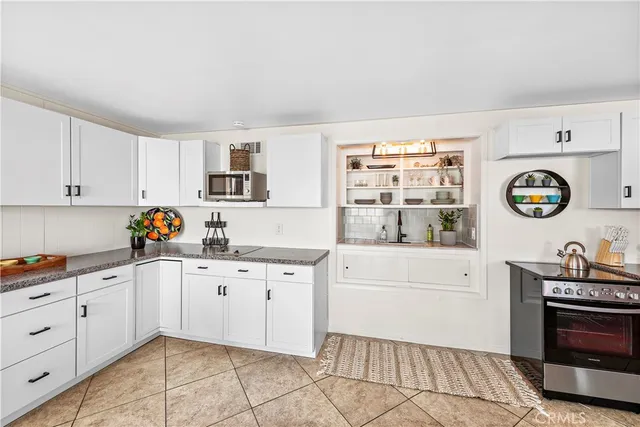 $4,500 | 2120 Temple Hills Drive, Unit LOWR, Laguna Beach, CA 92651