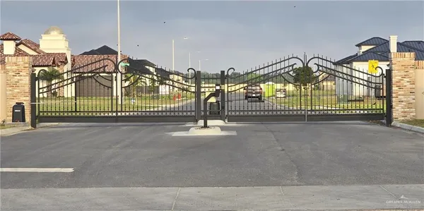 $225,000 | 10006 North 29th Lane, McAllen, TX 78504