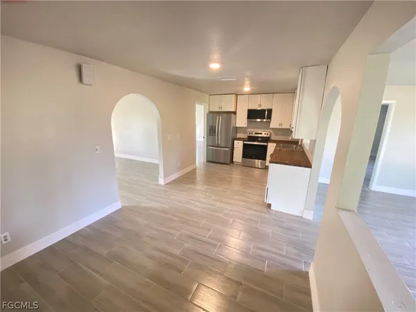 $2,850 | 17890 Leetana Road, North Fort Myers, FL 33917