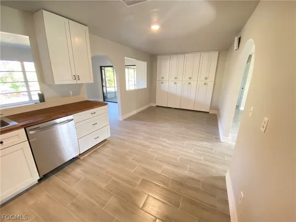 $2,850 | 17890 Leetana Road, North Fort Myers, FL 33917