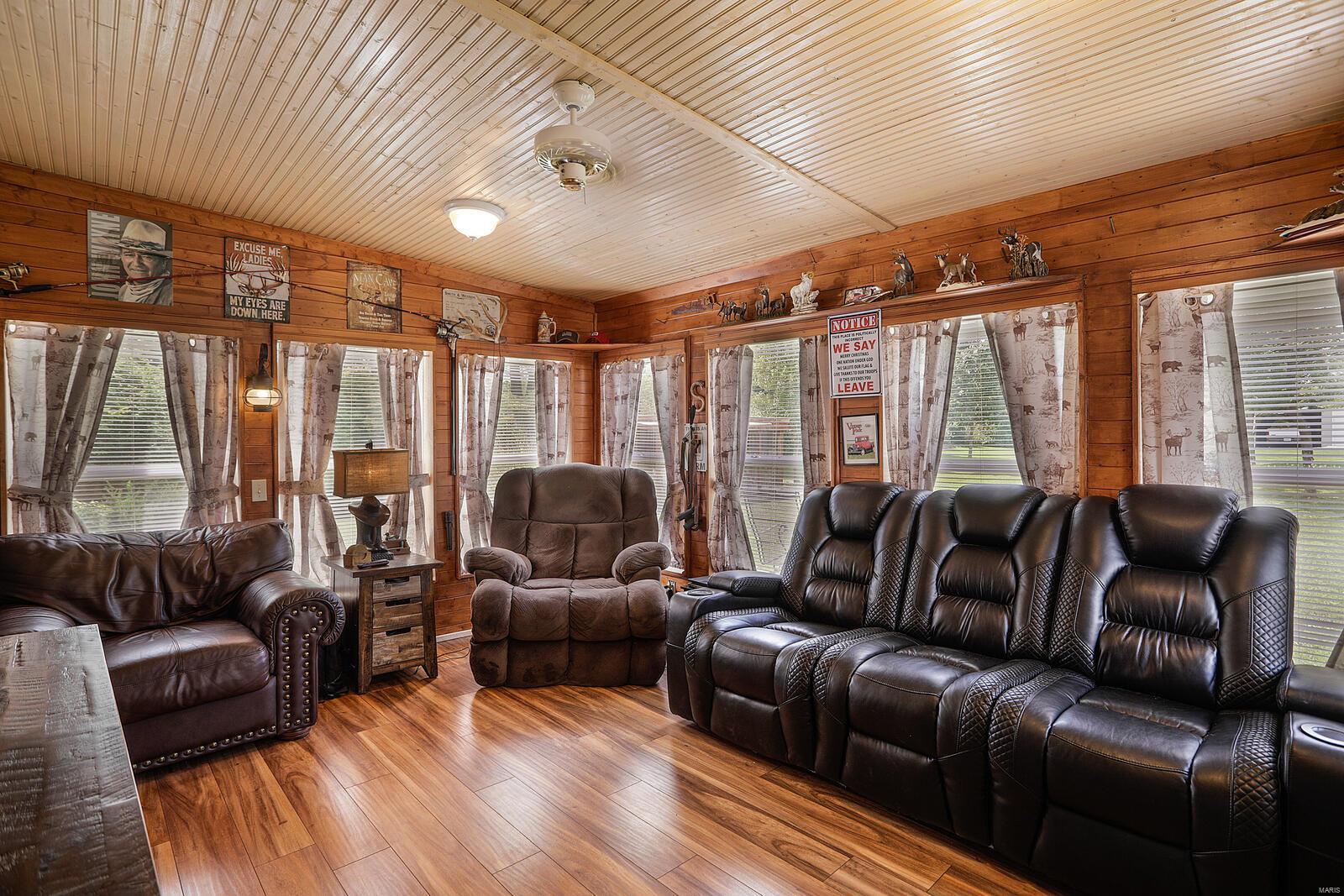 3221 Smiley Road Bridgeton, MO 63044 - Photo 20 of 27 Gallery Image 20
