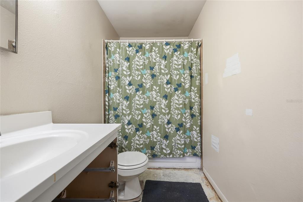 7717 Southwest 52 Place Gainesville, FL 32608 - Photo 14 of 18