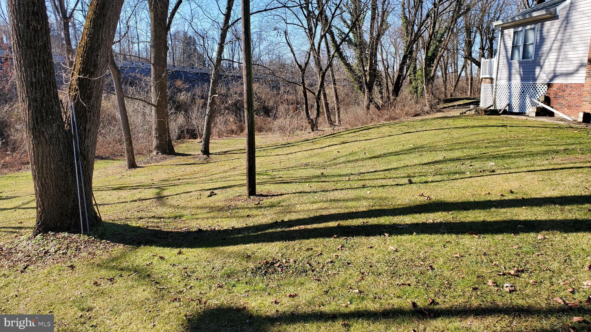310 Lauffer Road Middletown, PA 17057 - Photo 4 of 25 Gallery Image 4