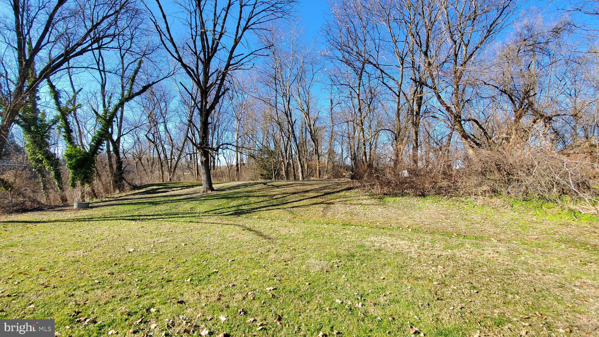 310 Lauffer Road Middletown, PA 17057 - Photo 7 of 25 Gallery Image 7