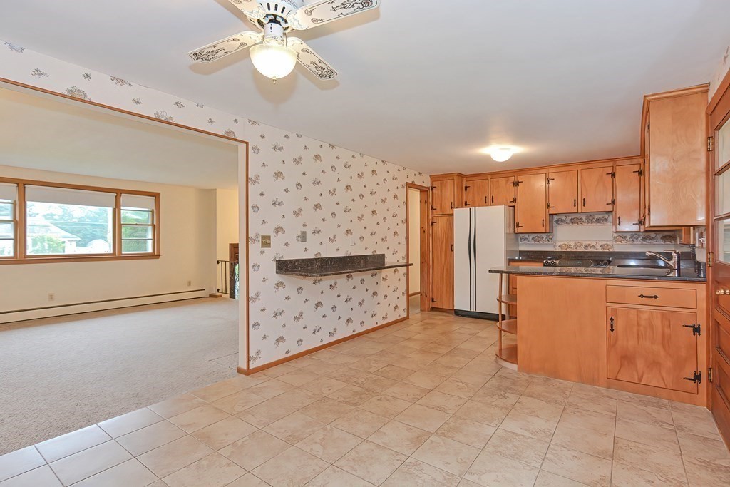 30 Little Farms Road Framingham, MA 01701 - Photo 5 of 32 Gallery Image 5