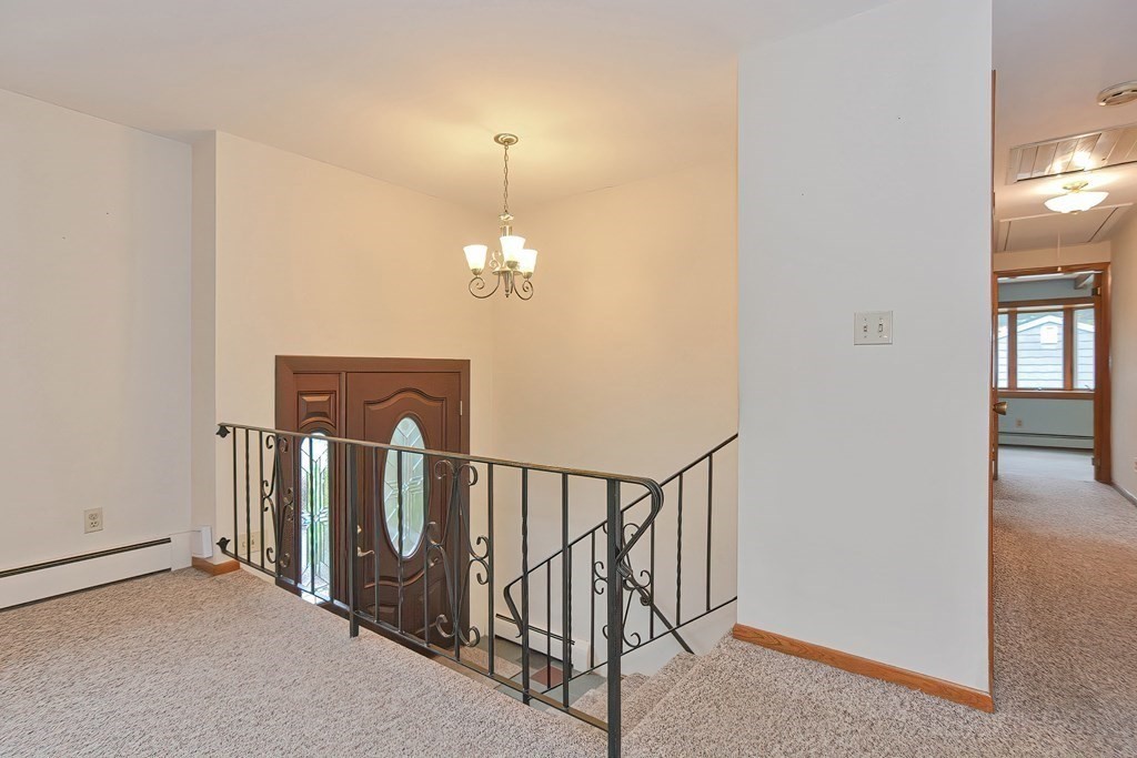 30 Little Farms Road Framingham, MA 01701 - Photo 8 of 32 Gallery Image 8