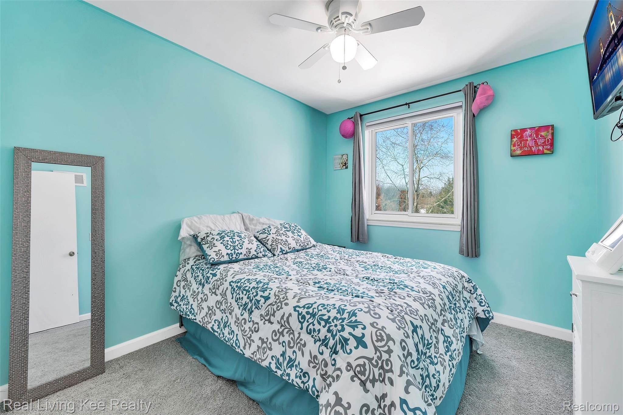 2733 Pheasant Court Rochester, MI 48306 - Photo 30 of 34 2733-Pheasant-Court-Rochester-MI-windowstill-18.jpg