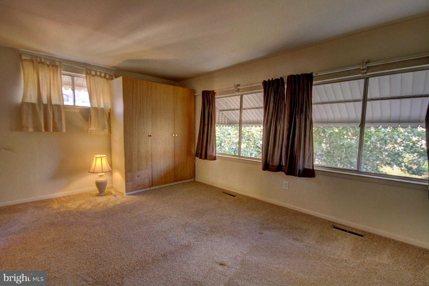 938 Andover Road Lansdale, PA 19446 - Photo 16 of 25 Master Bedroom