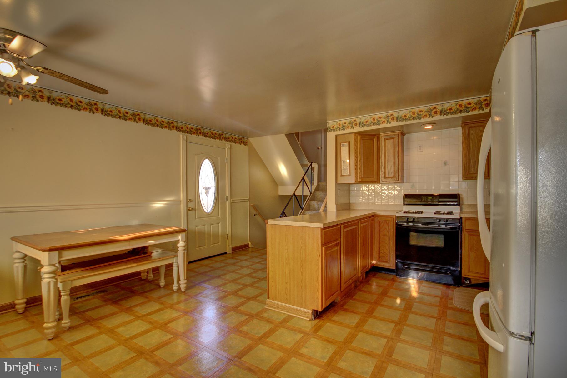 938 Andover Road Lansdale, PA 19446 - Photo 8 of 25 Kitchen and dining